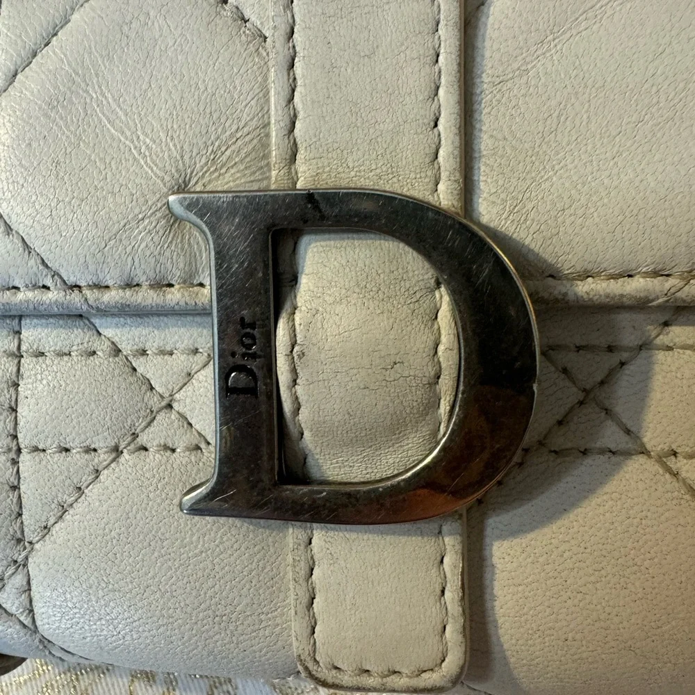 Christian Dior leather quilted wallet - Picture 16 of 16